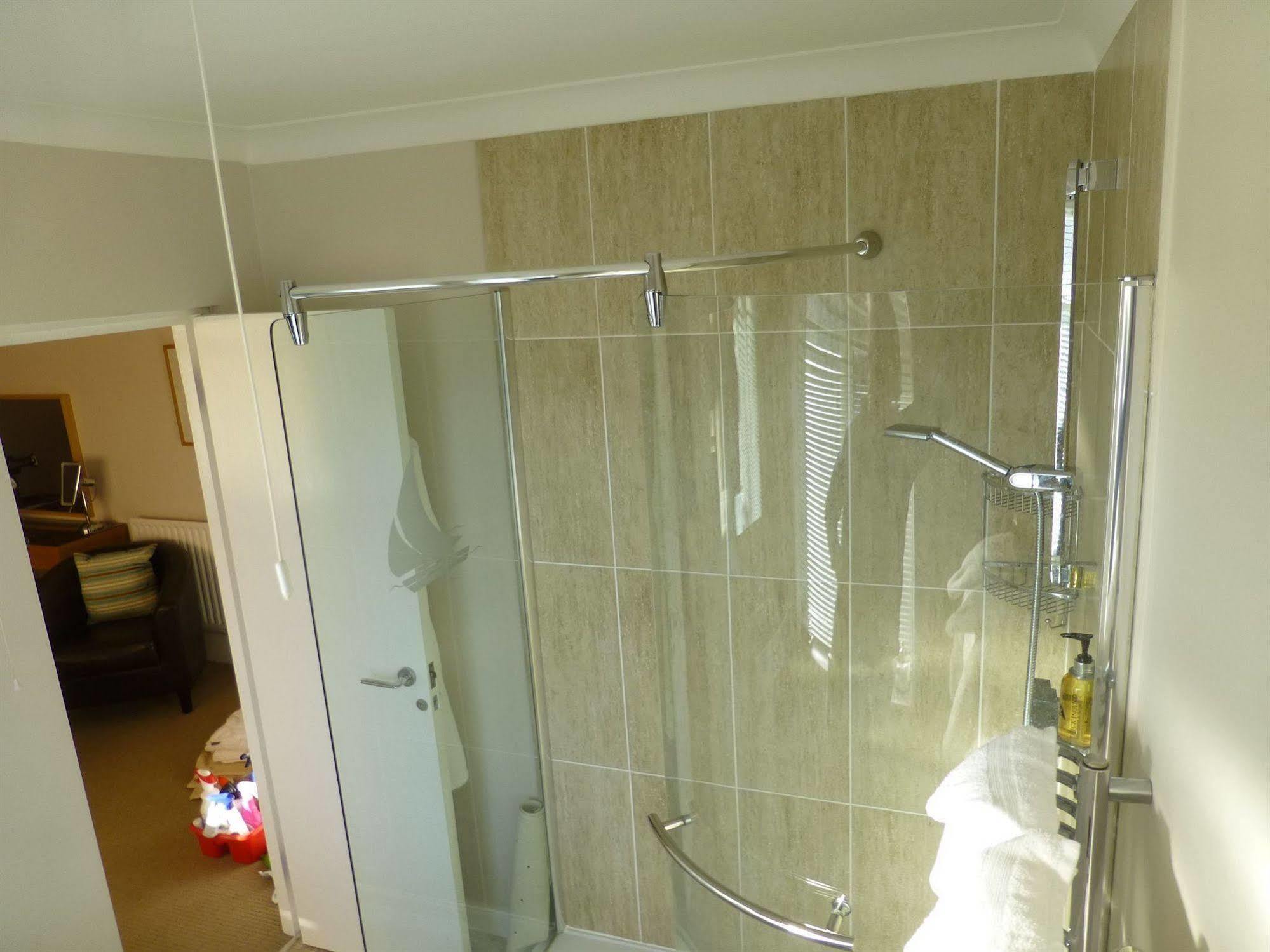 Waters Reach Guest House Christchurch  Dış mekan fotoğraf